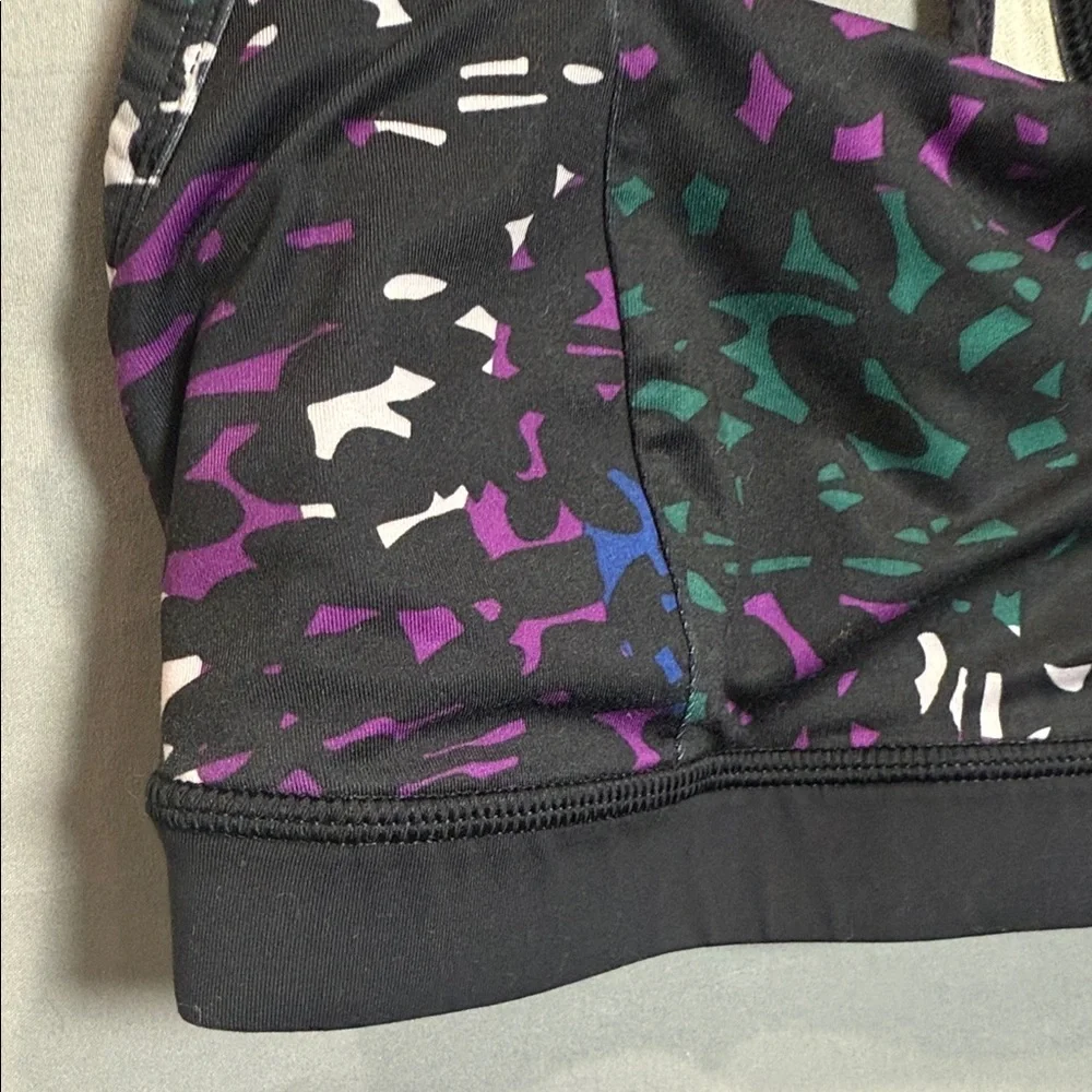 Lululemon Athletica Black and Purple‎ Splendour Bra, Size 6
